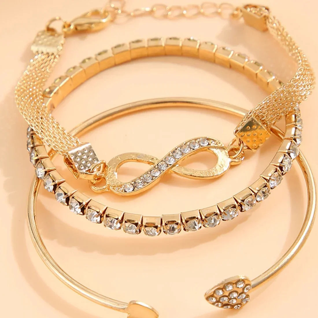 Minimalist Lucky 8 Gold Color Rhinestones Bracelet