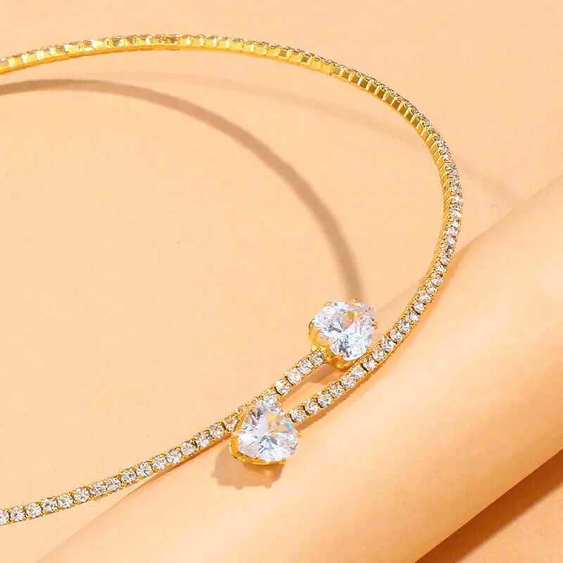 Rhinestone Heart Choker – Elegant Open Collar Necklace