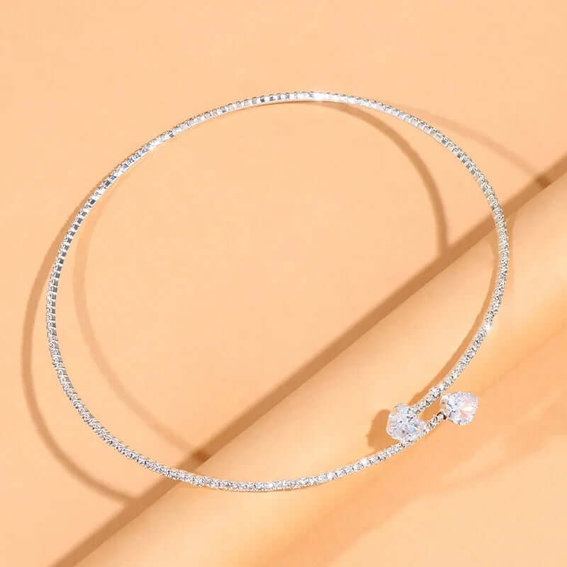 Rhinestone Heart Choker – Elegant Open Collar Necklace