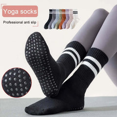 Non-Slip Sports Socks – Cotton Grip for Yoga & Fitness