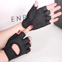 Weightlifting Gloves - Half Finger Non-Slip Gym Gloves - Viva Bella